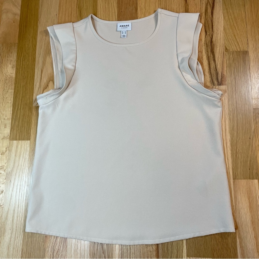 Vero Moda Aware Blouse XS Cream Ivory Pleated Ruffle Cap Sleeve Minimalist Chic